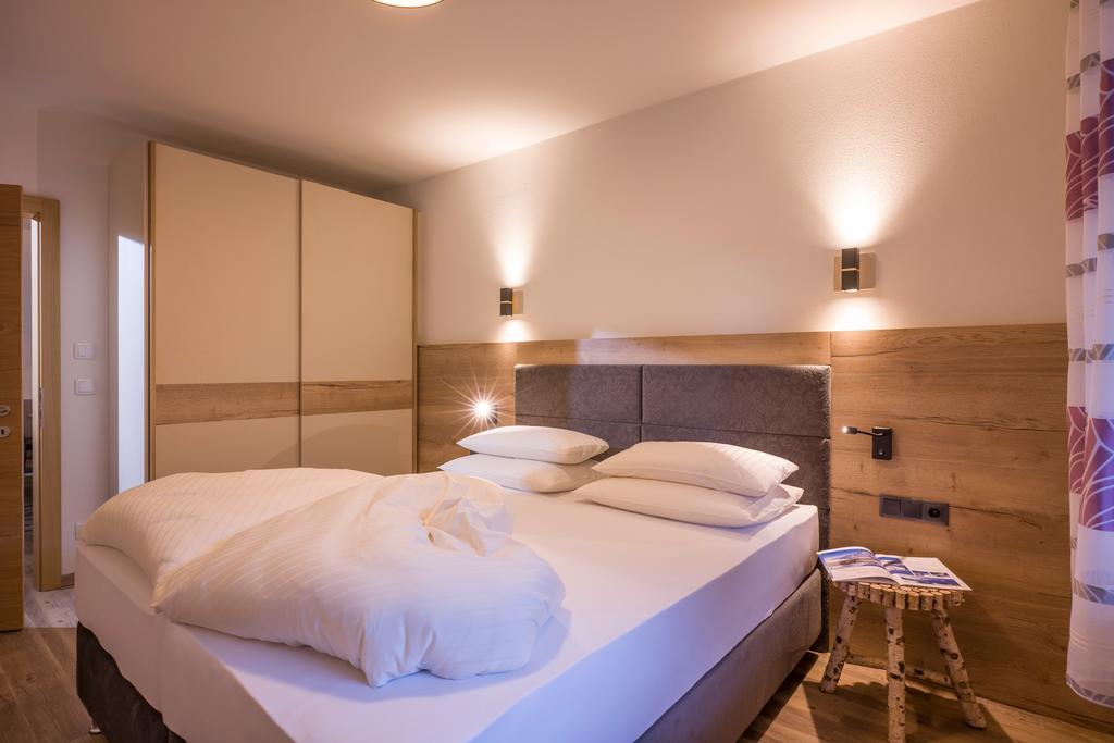 Aparthotel Alptirol Kaltenbach Eksteriør billede