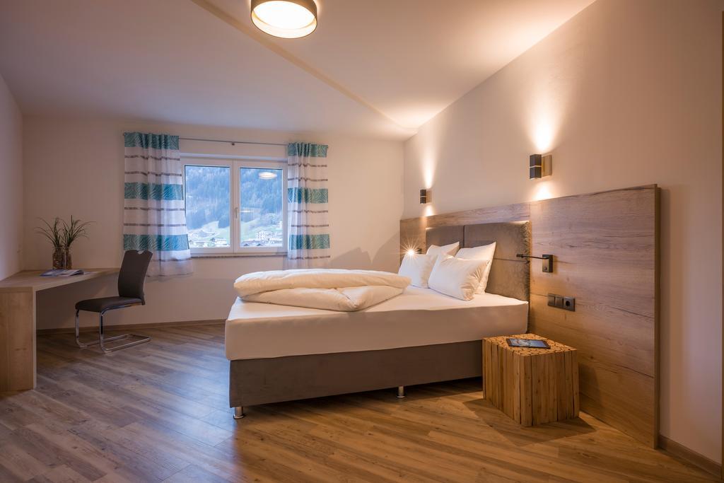 Aparthotel Alptirol Kaltenbach Eksteriør billede