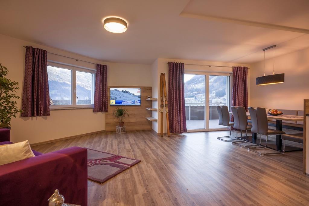 Aparthotel Alptirol Kaltenbach Eksteriør billede